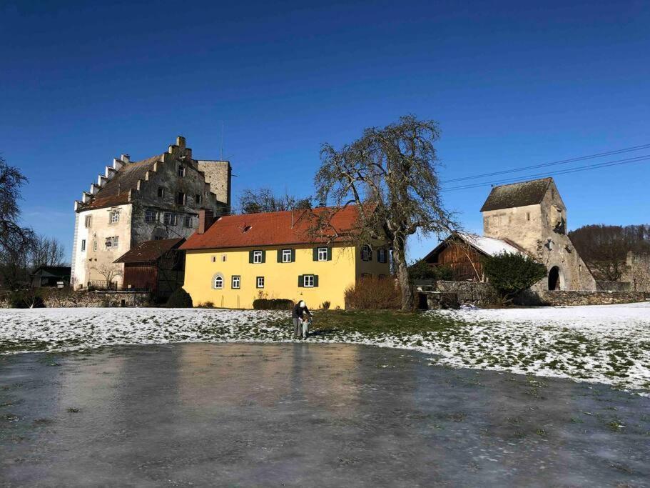 Urlaub In Der Burg Am Bodensee كريسبرون ام بوندنس المظهر الخارجي الصورة